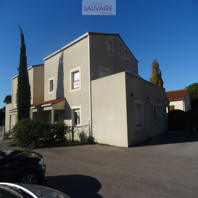 Location à L'année Saint Laurent De La Salanque